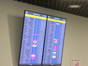 Кашњења и померање летова на аеродрому у Београду због магле