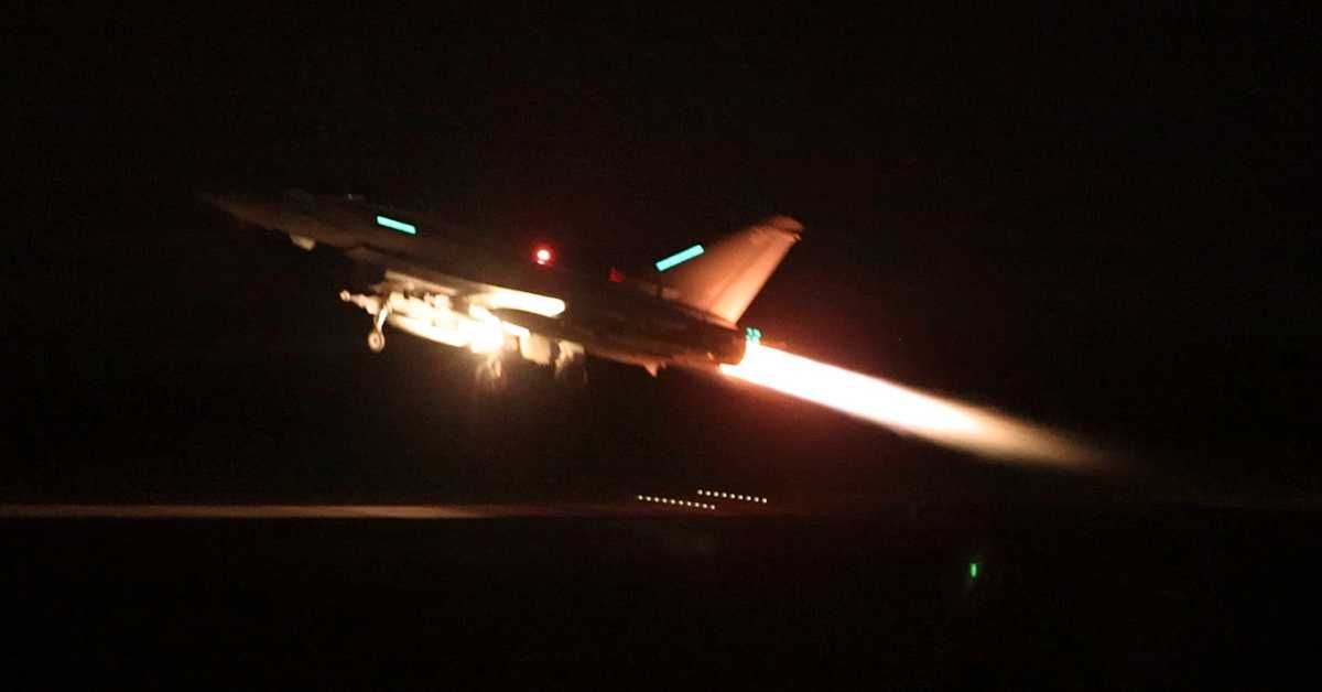 Нови ваздушни удари САД и Велике Британије на положаје Хута у Јемену