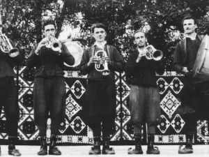 Историјат развоја Сабора трубача у Гучи 
