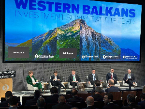 Брнабићева на Инвестиционом самиту у Лондону: Србија жели да буде економија коју покрећу иновације
