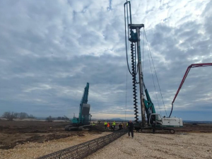 Почела градња хала у Сурчину за Експо - постављају се шипови