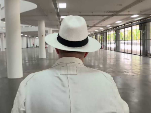 Утопија: Уметник, јунак, 4-10