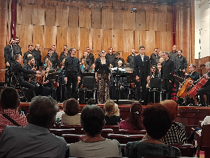 Хор и СО РТС: Диригент Томислав Фачини