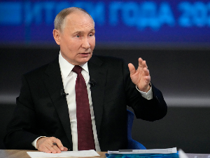 Војни командант: Путинов хеликоптер током посете Курску био у средишту напада