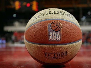 "Вечити" видају ране пораза у Евролиги - Партизан у Подгорици, Звезда у "Пиониру" против Босне