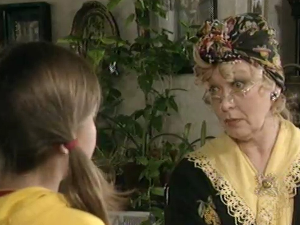 Метла без дршке: Тајна веселог мајмунчета 1-8