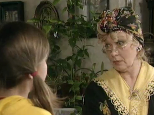 Метла без дршке: Тајна веселог мајмунчета 4-8