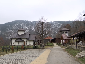 Златиборске цркве-брвнаре