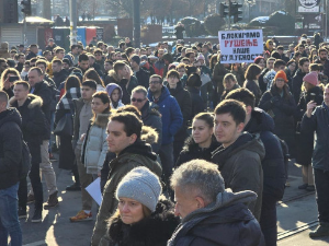 И данас 15 минута тишине; Школски одбор новосадске Јовине гимназије се извинио због саопштења, прихваћени захтеви