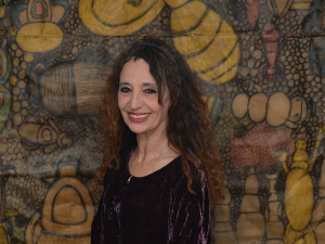 Две изложбе: Младен Србиновић: Свих ствари мера је човек и 60. Дечји октобарски салон  Две изложбе: Младен Србиновић: Свих ствари мера је човек и 60. Дечји октобарски салон