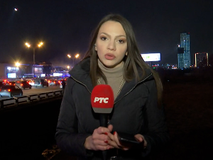 РТС у Москви: Ватра на крову тржног центра и даље букти, цео град блокиран