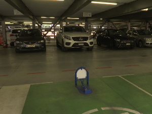 Потрага за паркинг местом у Београду – Град планира изградњу нових гаража