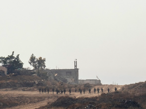 Израел не одустаје од напада на Рафу; Хамас проучава египатски предлог о примирју