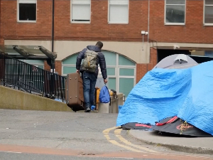 Бег имиграната из Британије у Ирску због претње депортацијама у Руанду