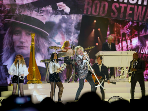 Род Стјуарт одржао концерт за памћење у Београдској арени