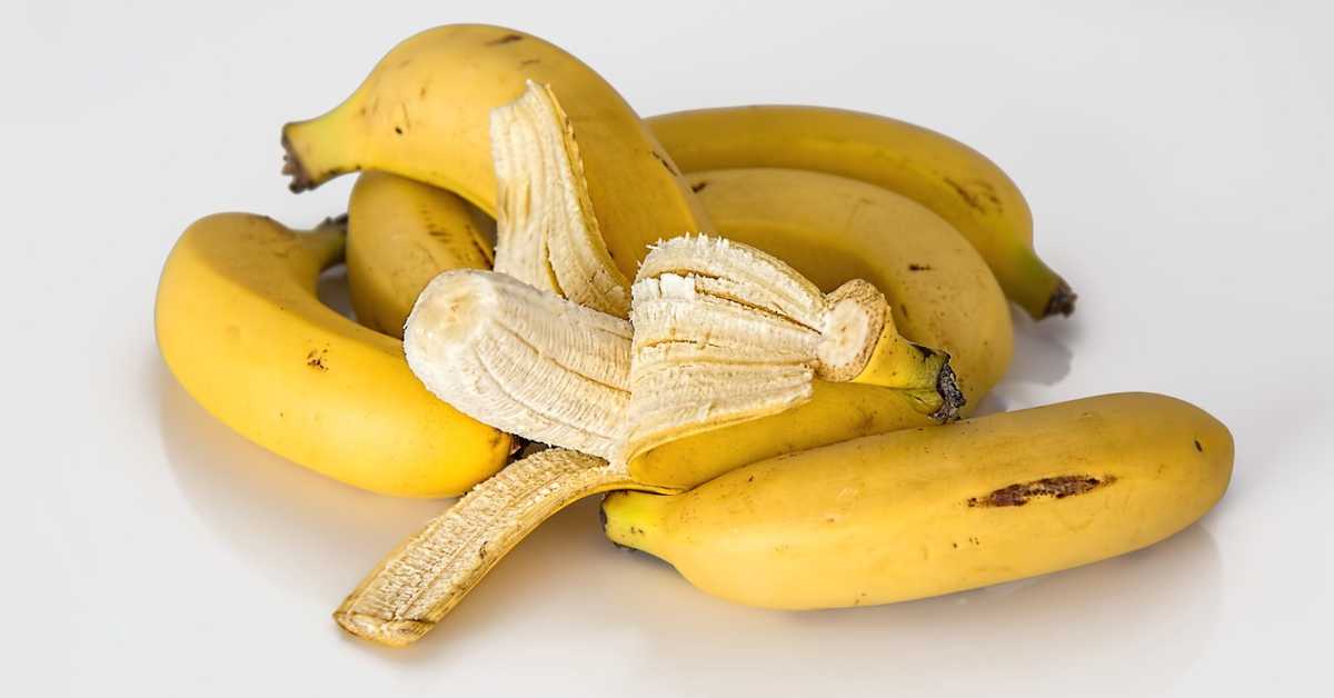 Сваки пут када огулите банану и баците кору, баците и једну укусну, хранљиву ужину