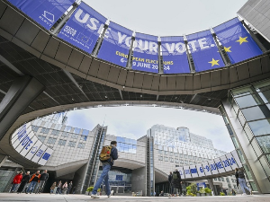 Епилог европских избора – снажан политички потрес у Француској, тешка времена за Шолца и успех деснице