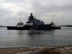 Руски ратни бродови пристали у Хавани под будним оком Вашингтона