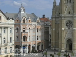 Јутарњи програм из три студија