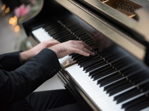 Дину Липати