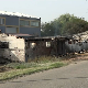 Угашен велики пожар у Шиду, ватрогасци дежурају у дворишту фабрике боја