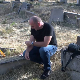 Срби на Задушнице обишли девастирано гробље у Јужној Митровици