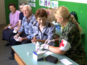 Мобилни тим војних лекара први пут у Ставама надомак Крупња 