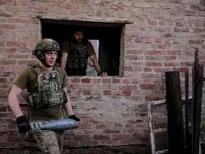 Москва: Напад АТАКМС-ом на Луганск, троје погинуло, 35 рањених; Бајден са Зеленским: 225 милиона долара за оружје и енергетику