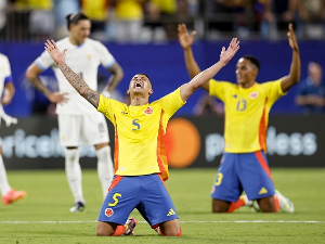 Колумбија боља од Уругваја за пласман у финале Купа Америке, Суарез покушао да угризе противника