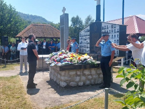 Обележена годишњица страдања српских цивила и војника у Залазју