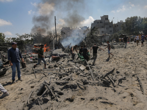Порастао број погинулих у израелском нападу на камп Маваси; Хамас: Тел Авив показује да није за прекид ватре