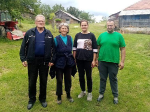 Право на сутра-Уз административну линију Рашевац