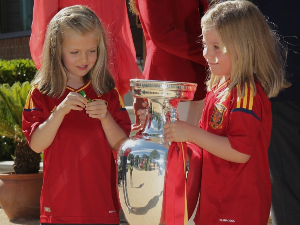 Леонор и Софија - после дванаест година трофеј поново у рукама шпанских принцеза 