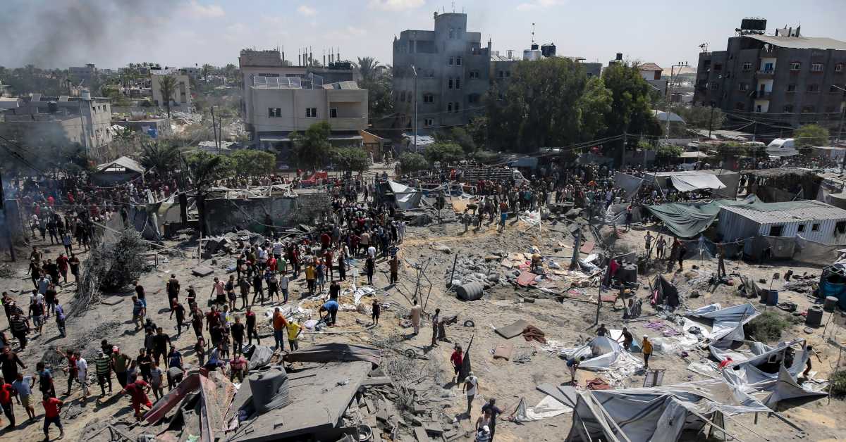 У фокусу преговори о прекиду ватре; масовни израелски напади у централној Гази
