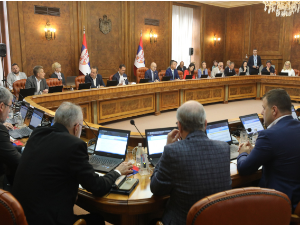 Влада Србије усвојила одлуке у области привреде, образовања и спорта