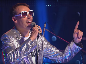 DJ Клуб 202: Прљави инспектор Блажа и Сара Далин из групе Бананарама