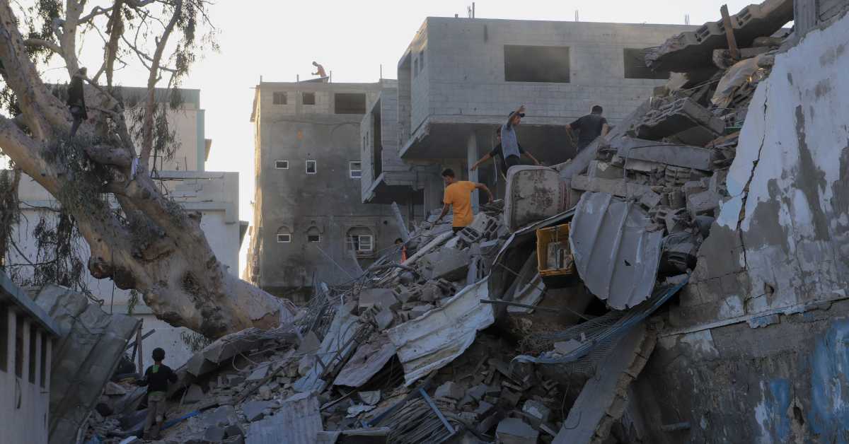 Гранатирана четврт Дарај у граду Гази, двоје деце заробљено под рушевинама; Нови напад досељеника на Западној обали