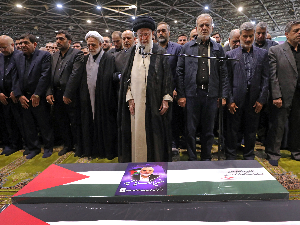 Хамнеи предводио погребну церемонију за Исмаила Ханијеа у Техерану, тродневна жалост у Ирану