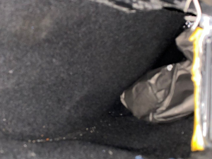 Полиција пронашла килограм кокаина у аутомобилу, ухапшен осумњичени