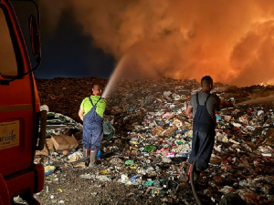Угашен пожар на градској депонији у Краљеву