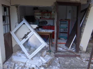 Експлозија у викендици у Стајићеву, повређен мушкарац