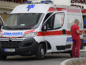 Младић рањен из ватреног оружја