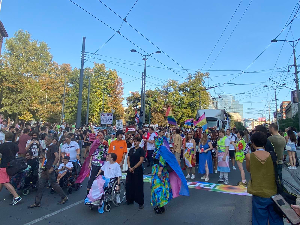 Завршена Парада поноса у Београду, шетња централним градским улицама прошла без инцидената