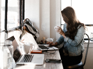 Новогодишњи музички маратон 202:  Пос‘о а не кућа за празник