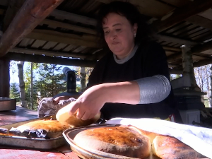 Повратак на дедовину и на минус 39 – колико су Карајукића бунари занимљиви туристима