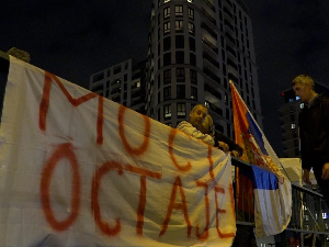 Протест против рушења Старог савског моста, окупљени блокирали саобраћај