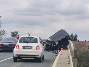 Судар код Бачког Петровца, неколико особа повређено