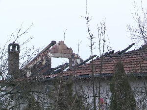 Пожар у дому за старе у Барајеву, осам особа страдало