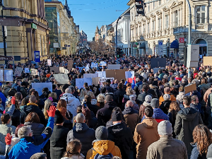 Студенти блокирали бројне раскрснице, протести широм Србије