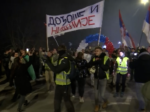 Марш ка Крагујевцу – нишки студенти у Јагодини, београдски и новосадски у Чумићу, из више градова стигли у Кнић